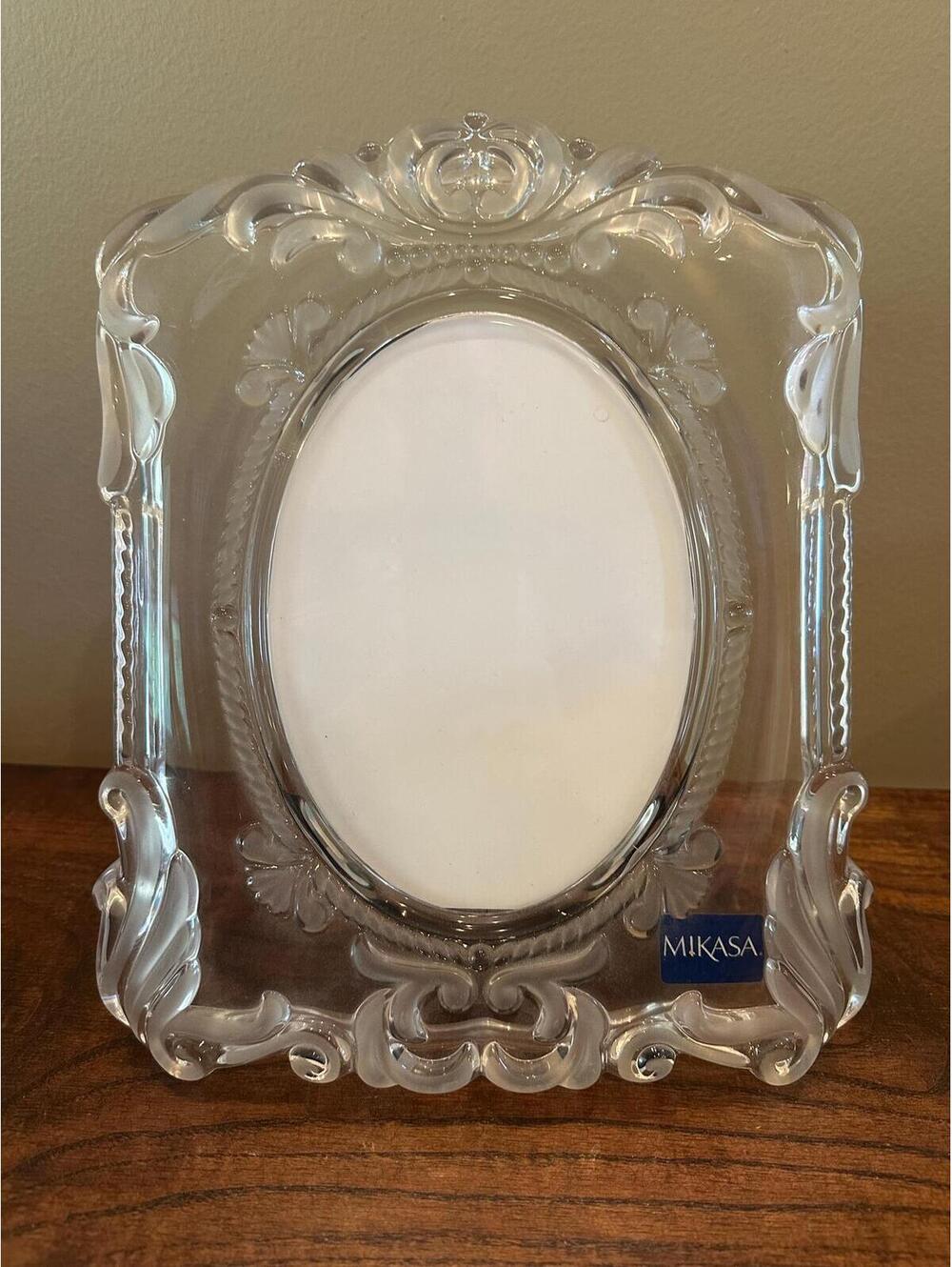 Vintage Mikasa Luxury ‘Princess’ Glass Crystal Picture Frame 5x7